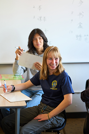Students at the Bay School of San Francisco in a Mandarin class