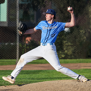Boys Varsity Baseball on to NCS Quarterfinals