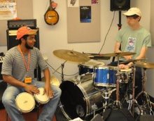 Professional Musicians Visit with Bay’s Jazz Class